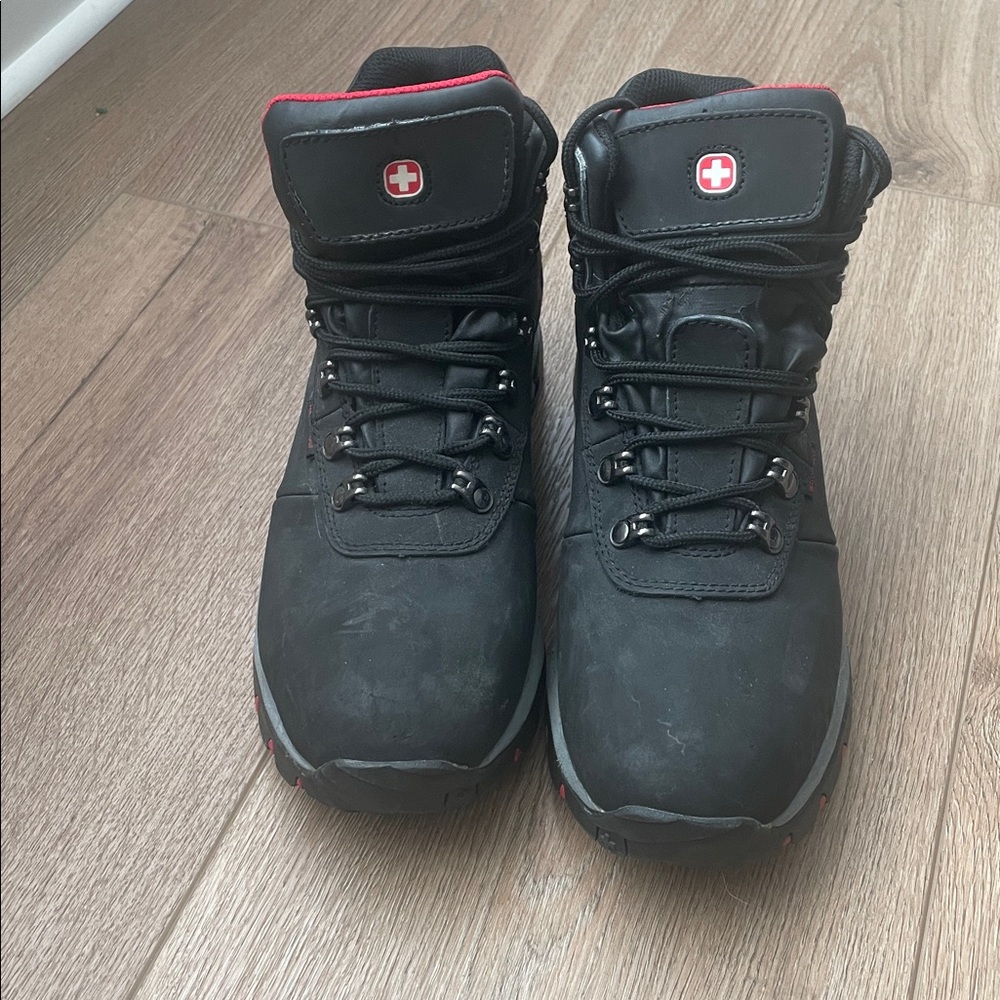 SwissGear Winter Snow Boots - Picture 2 of 8